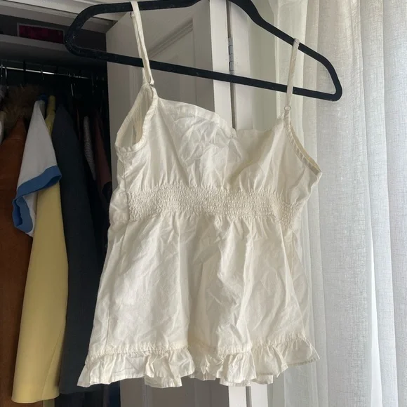 Brandy Melville - White/Cream color cami with adjustable straps - Picture 3 of 3